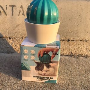 Cat Grooming Brush and Pet Massager - Reduce Shedding and Loose Hair